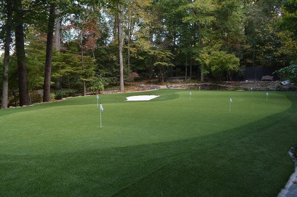 Augusta backyard putting green